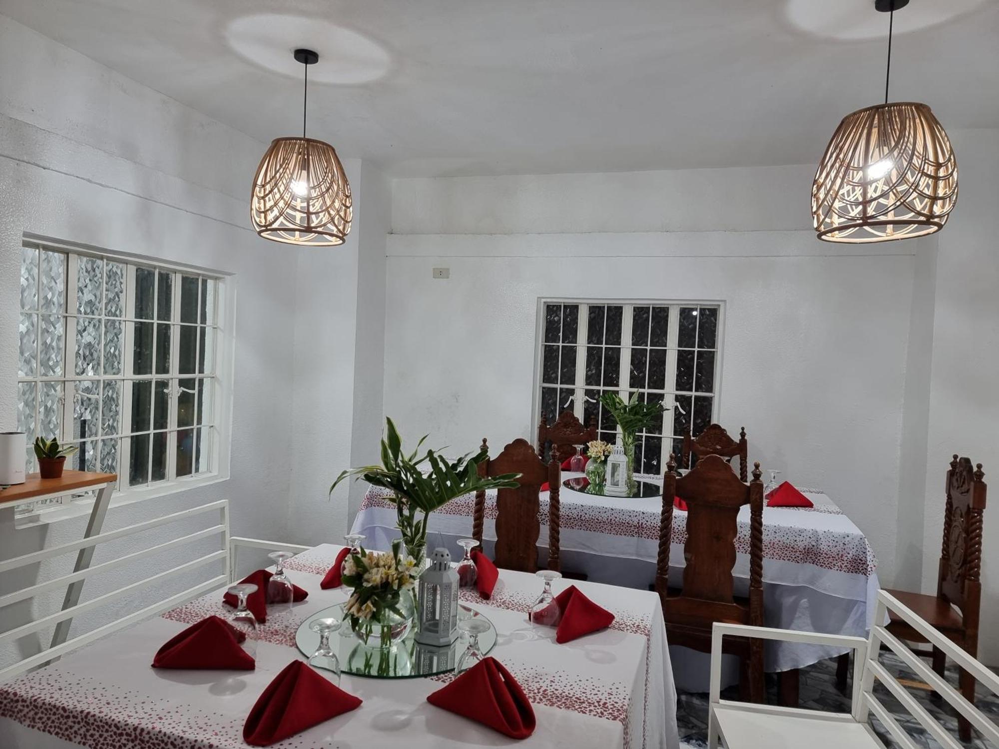 Country Home In Silang Tagaytay Екстер'єр фото